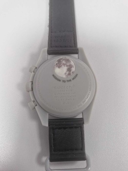 Swatch Omega - Moonswatch Mission To The Moon