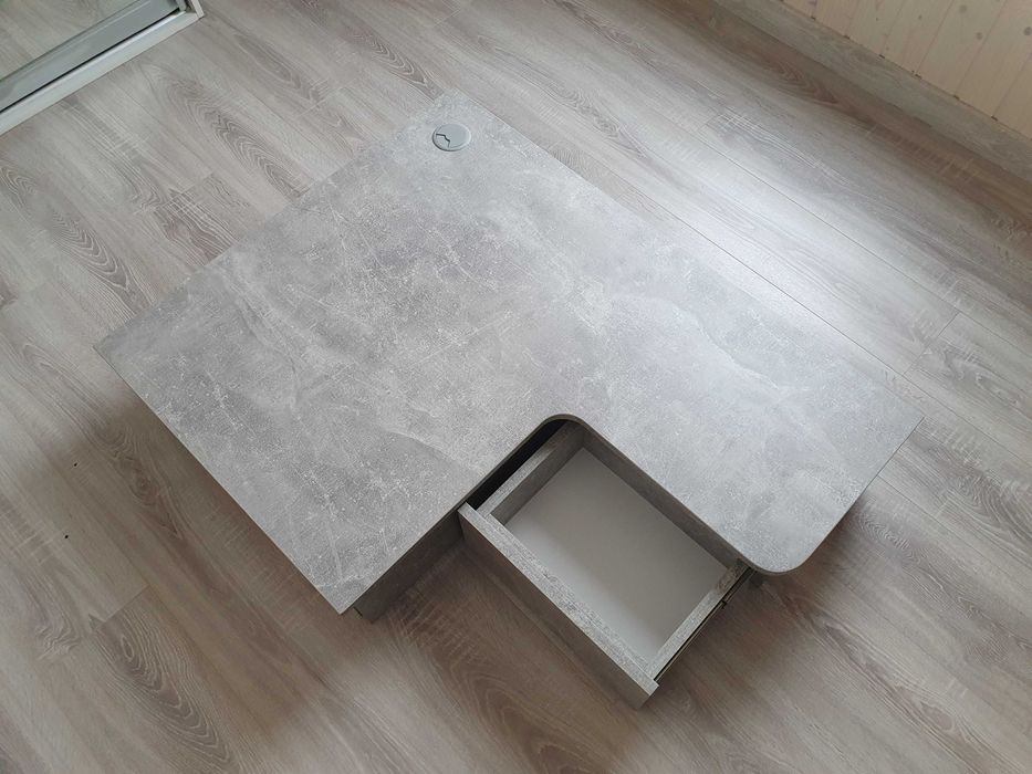 Стіл кутовий, підвісний, компʼютерний, макіяжний з шухлядами