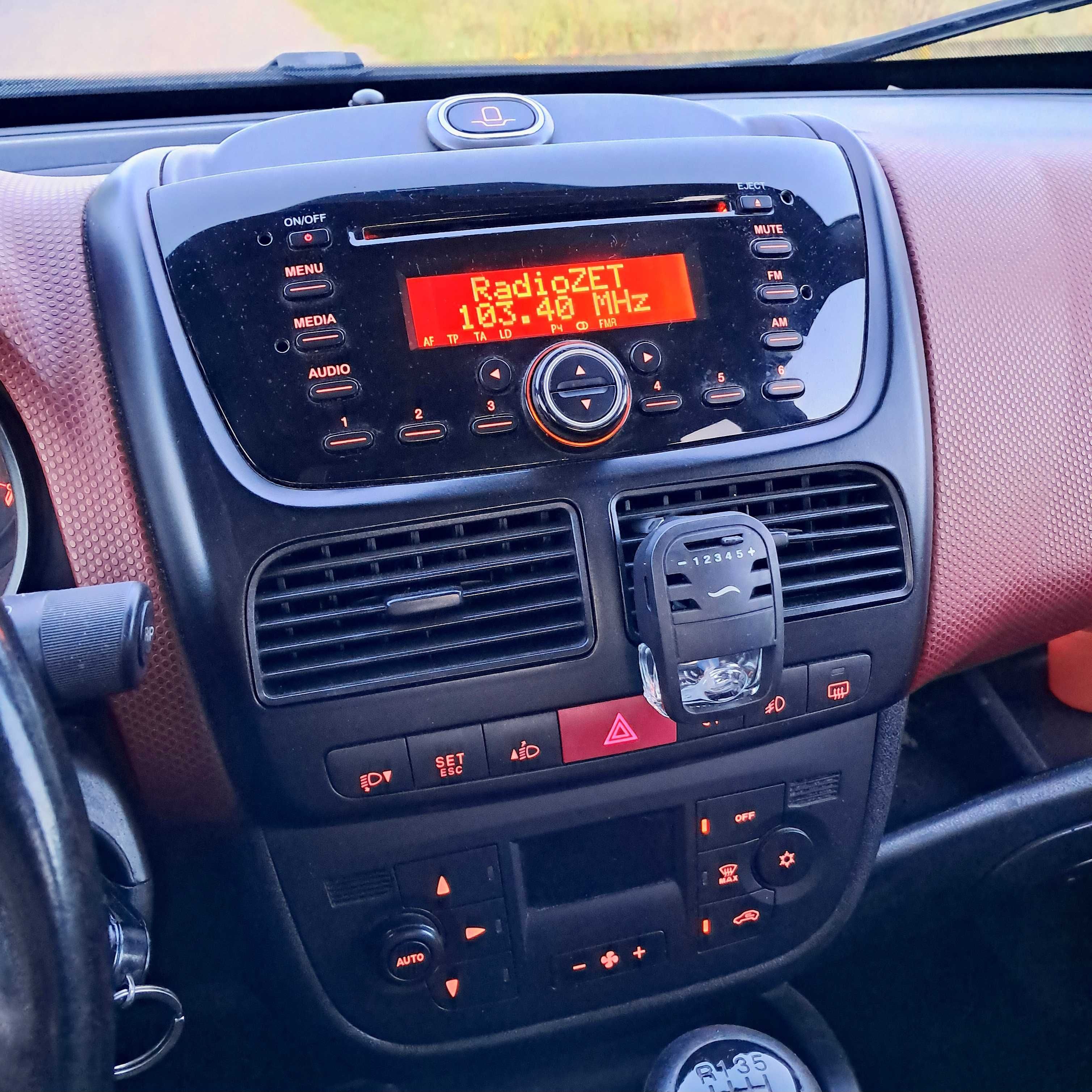 Fiat Doblo 2.0 JTD, prywatnie, 7 osobowy