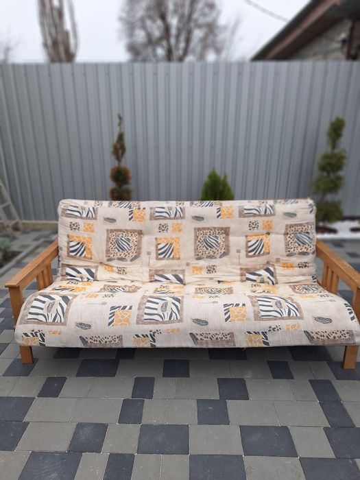 Диван на веранду, лоджію, літню кухню тощо