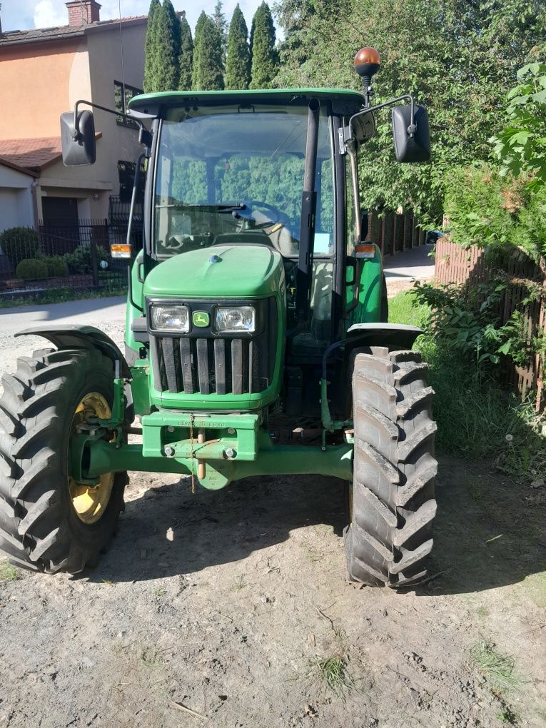 John deere 5075 E