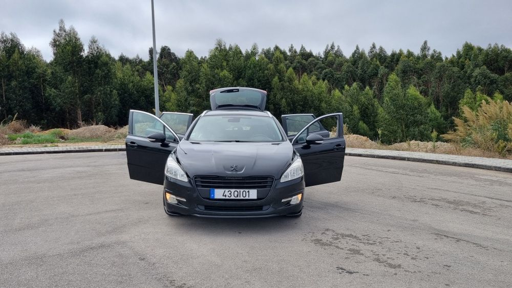 Peugeot 508 SW 2011