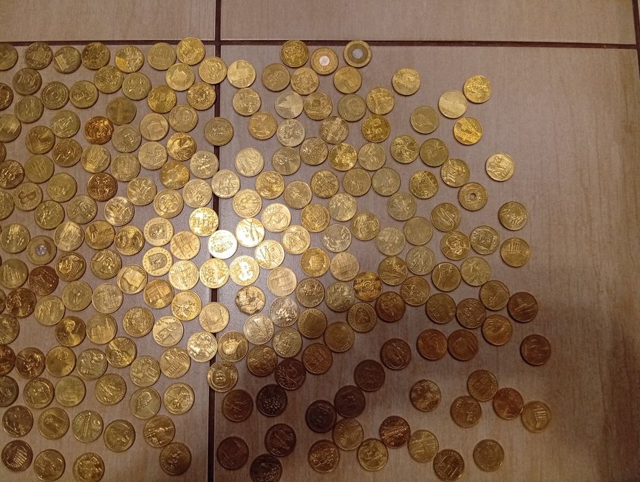 Monety dwuzłotowe okazjonalne