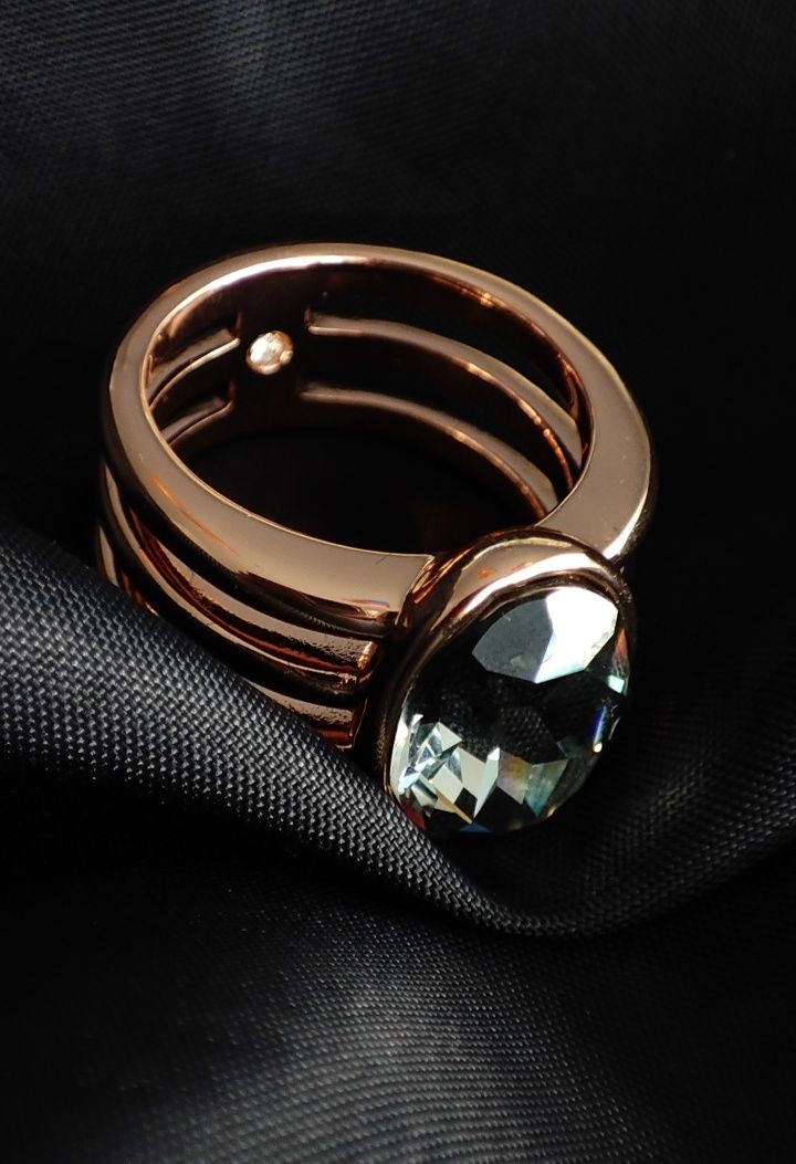 Duży pierścionek sygnet Swarovski duże oczko 17 mm stal pozłacana pięk