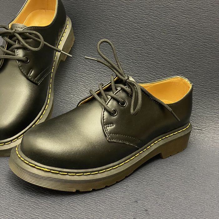 Dr Martin glany półbuty eleganckie klasyczne unisex oxfordki skórzane