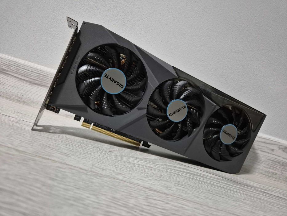 ігрова відеокарта RTX3070 Gigabyte EAGLE OC в ідеалі. пломба. TRADE-IN