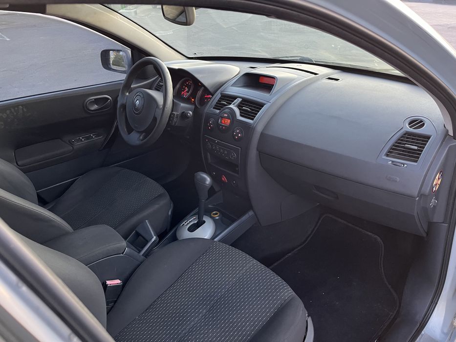 Renault Megane 1.6 автомат газ/бенз