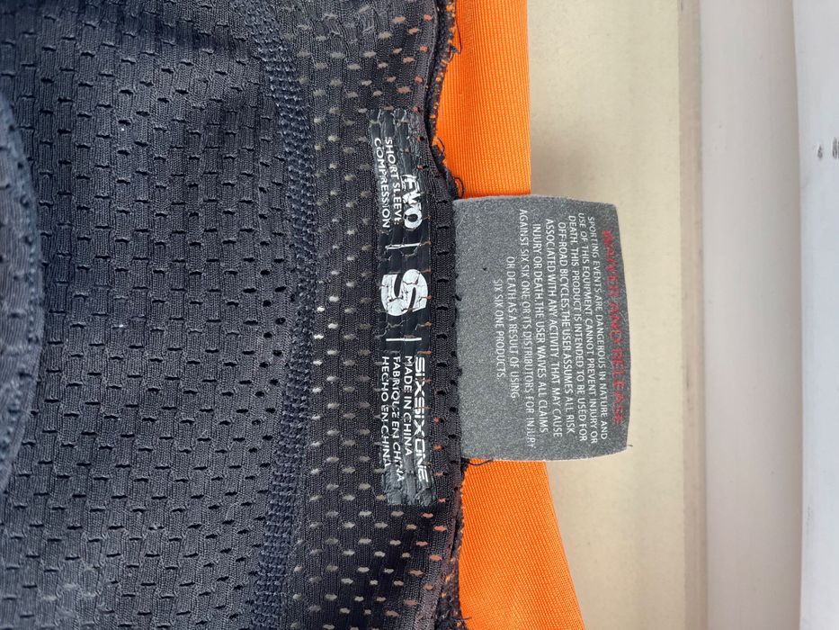 Zbroja SixSixOne 661 Evo Compression Short