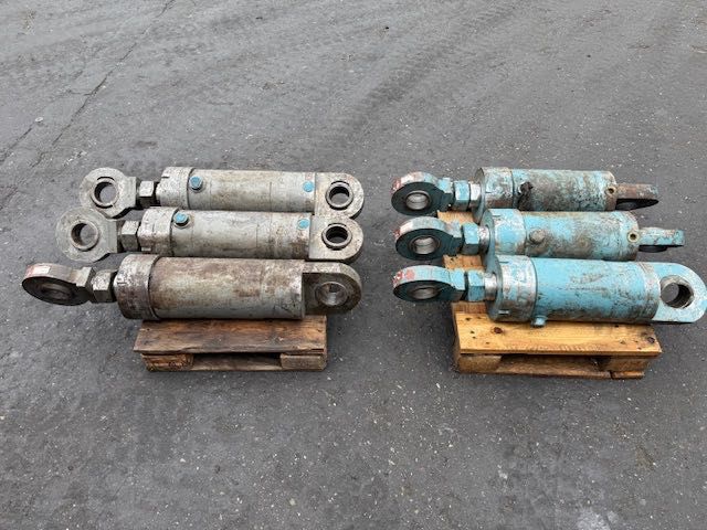 siłownik do prasy L-860 średnica cylindra 194 mm