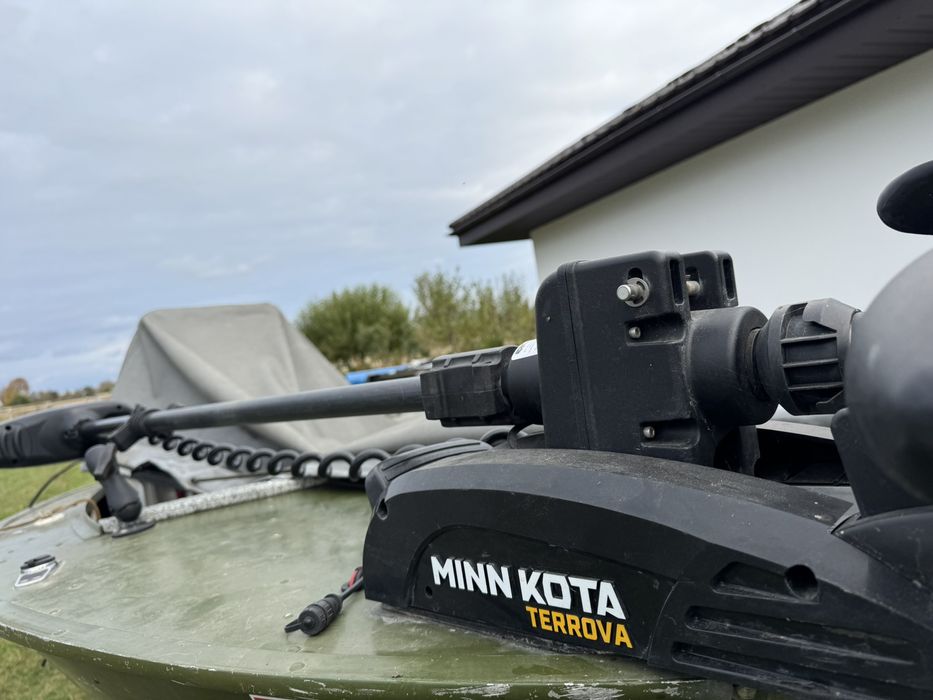 Мотор Minn Kota 12 вольт.