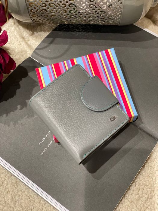 Кошелёк женский кожаный