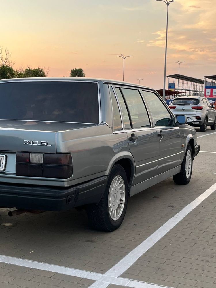 Volvo 740 2.3 газ/бензин