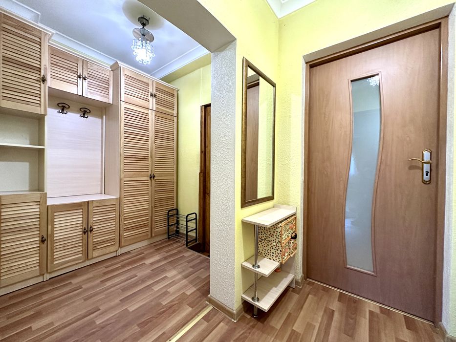 Продається квартира в центрі м. Стрий.