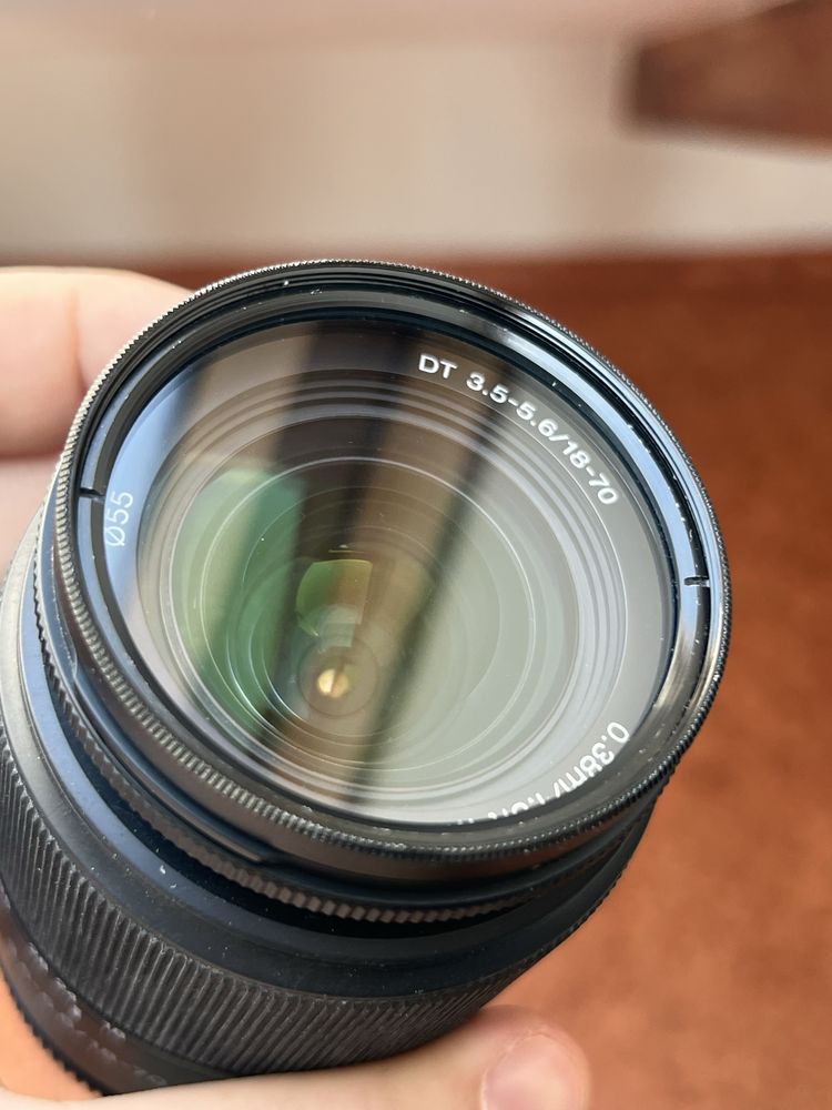 Sony DT 18-70mm f/3.5-5.6 – uniwersalny obiektyw do APS-C
