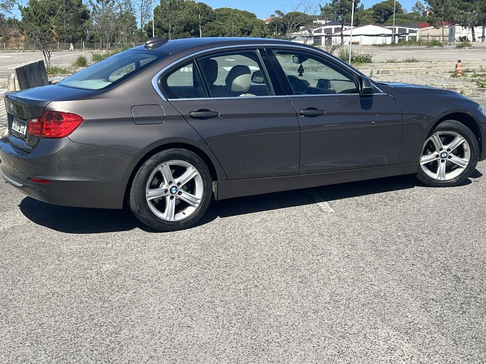 BMW 318d modern line