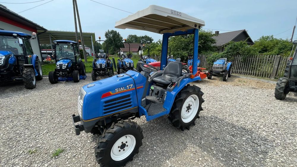 Iseki Sial 17  Traktor ISEKI SIAL 17 japoński Niski przebieg 17KM 4x4 FV23% Mielec