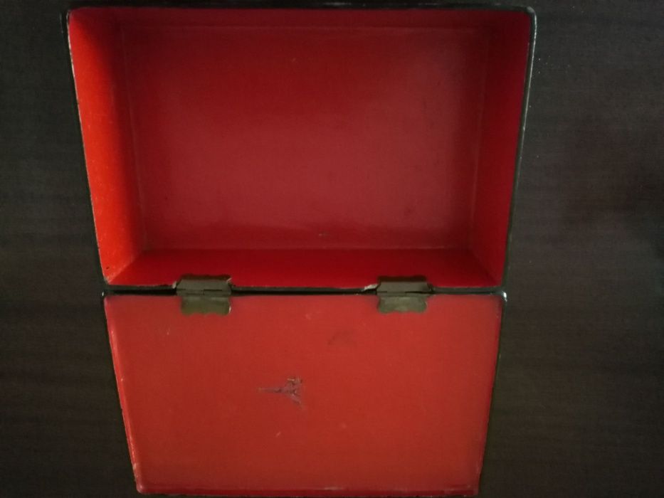 Caixa motivos orientais séc. XIX