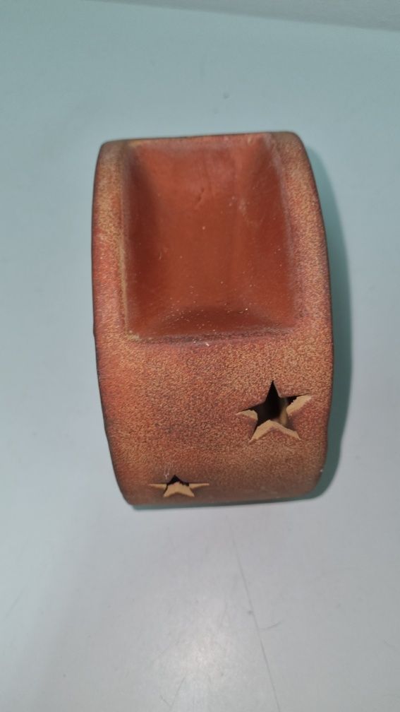 Castiçal de barro