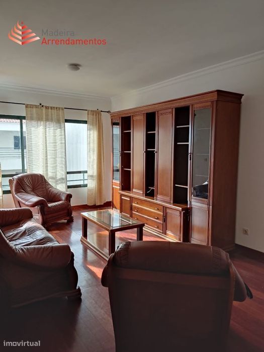 Apartamento T1 em Santa Cruz