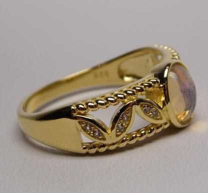 Pierścionek opalizujący kamień listki z cyrkoniami srebro złocone R.23