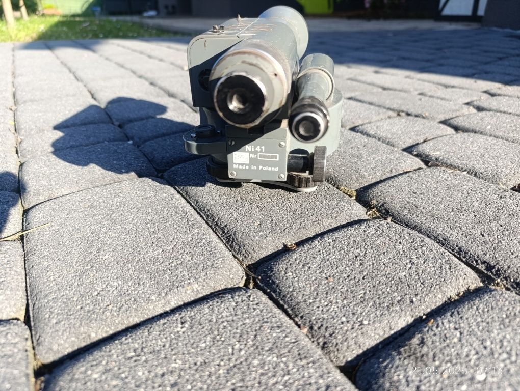 Niwelator ni 41 używany