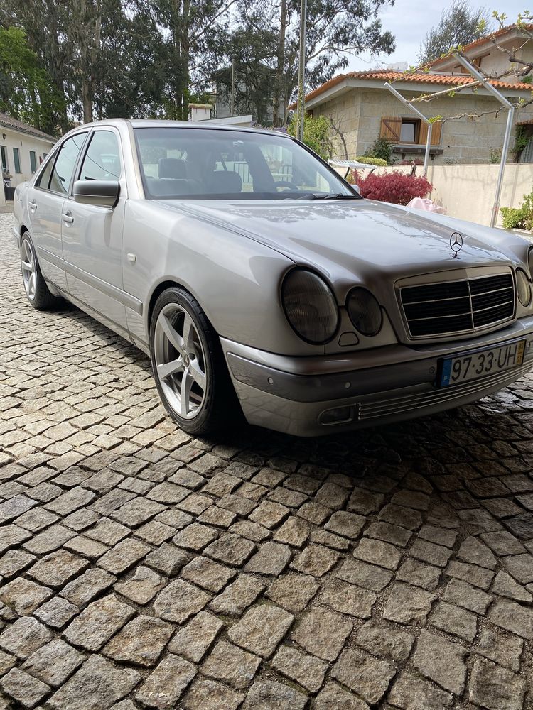 Mercedes E220 CDI