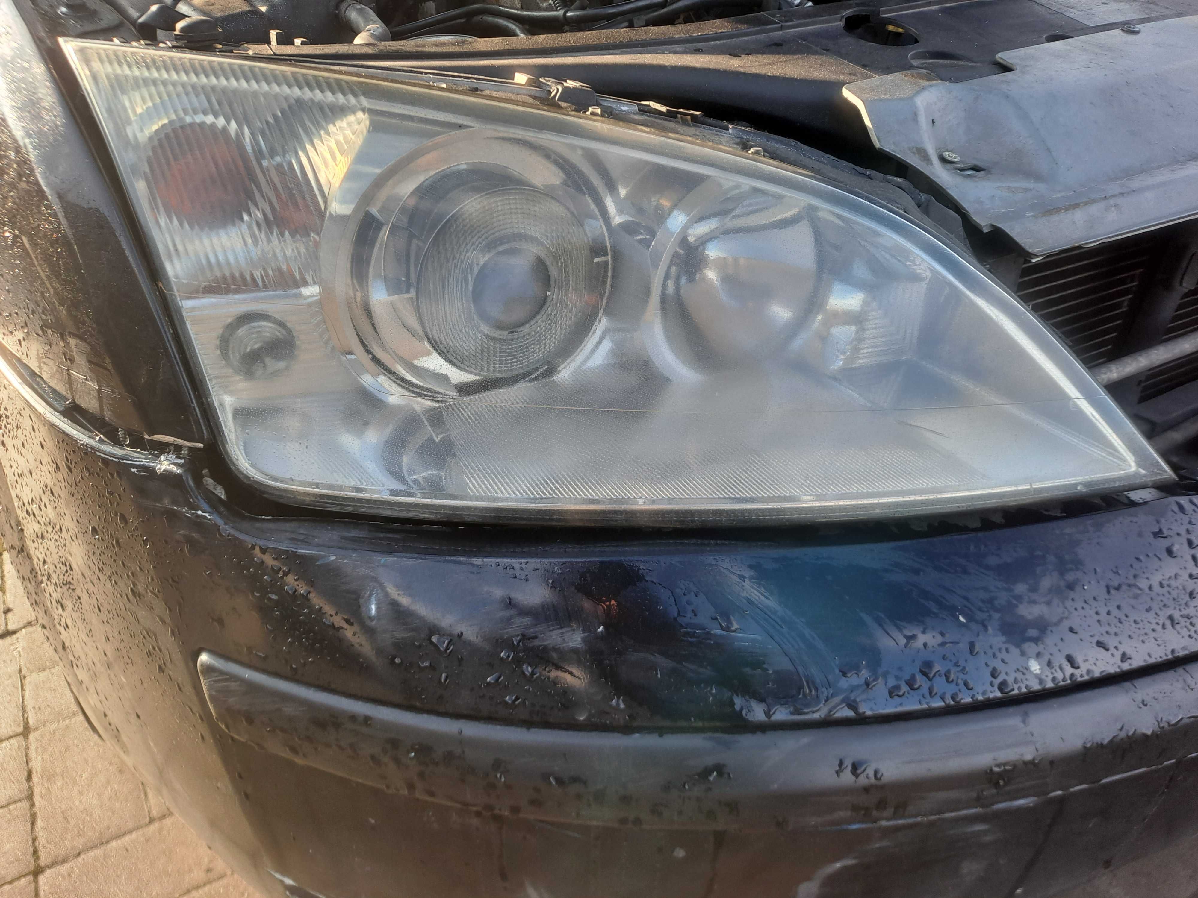 Ford Mondeo mk3 III Lampa lewa prawa przód xenon