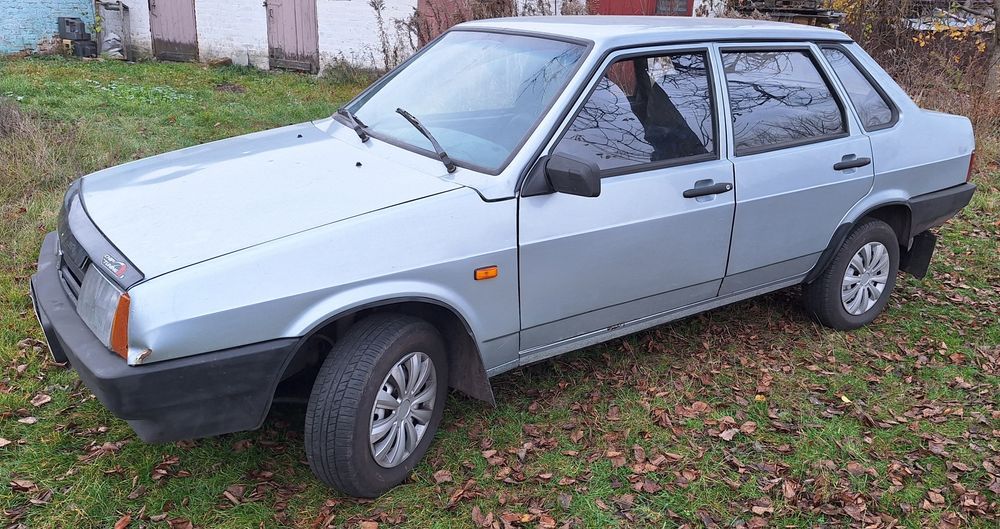 Продам ваз 21099