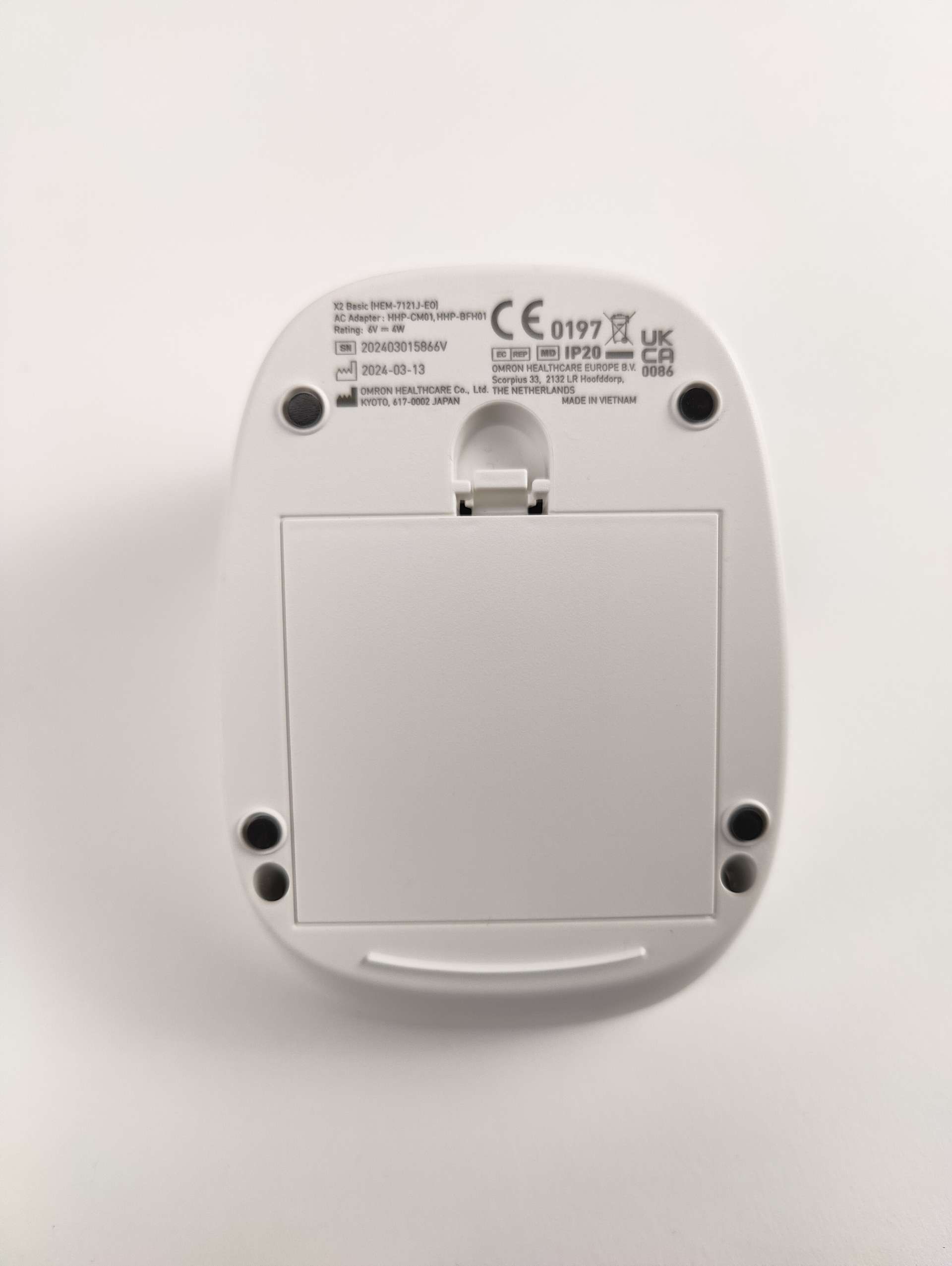 Ciśnieniomierz elektroniczny Omron X2 BASICS na ramię