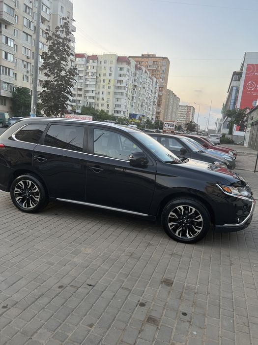 Mitsubishi Outlander Phev