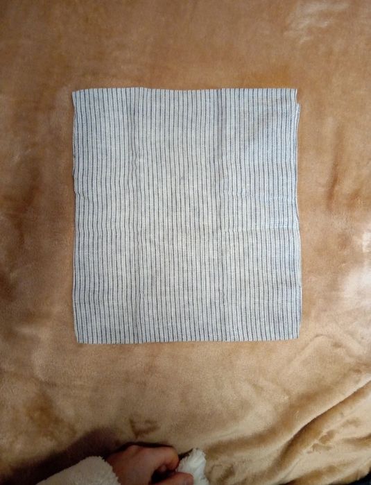 Saqueta saco bolsa às riscas azuis da Zara Home