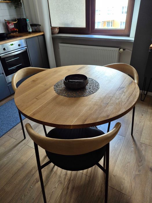 Stol okrągły dębowy, noga metalowa