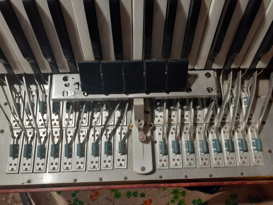 Продам аккордеон