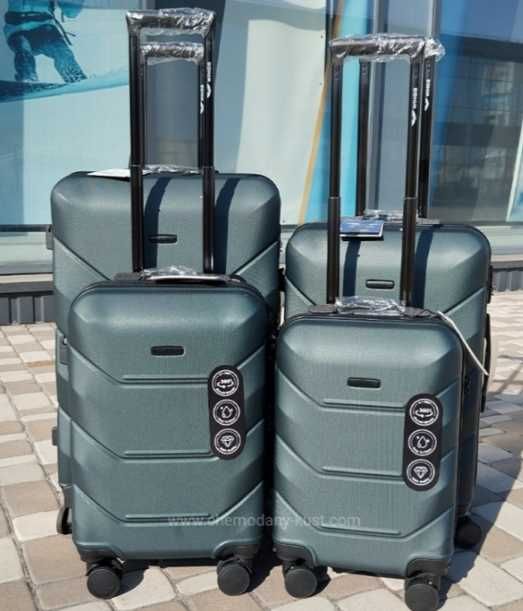 Чемодан  сумка польский чемодан дорожный  Новые