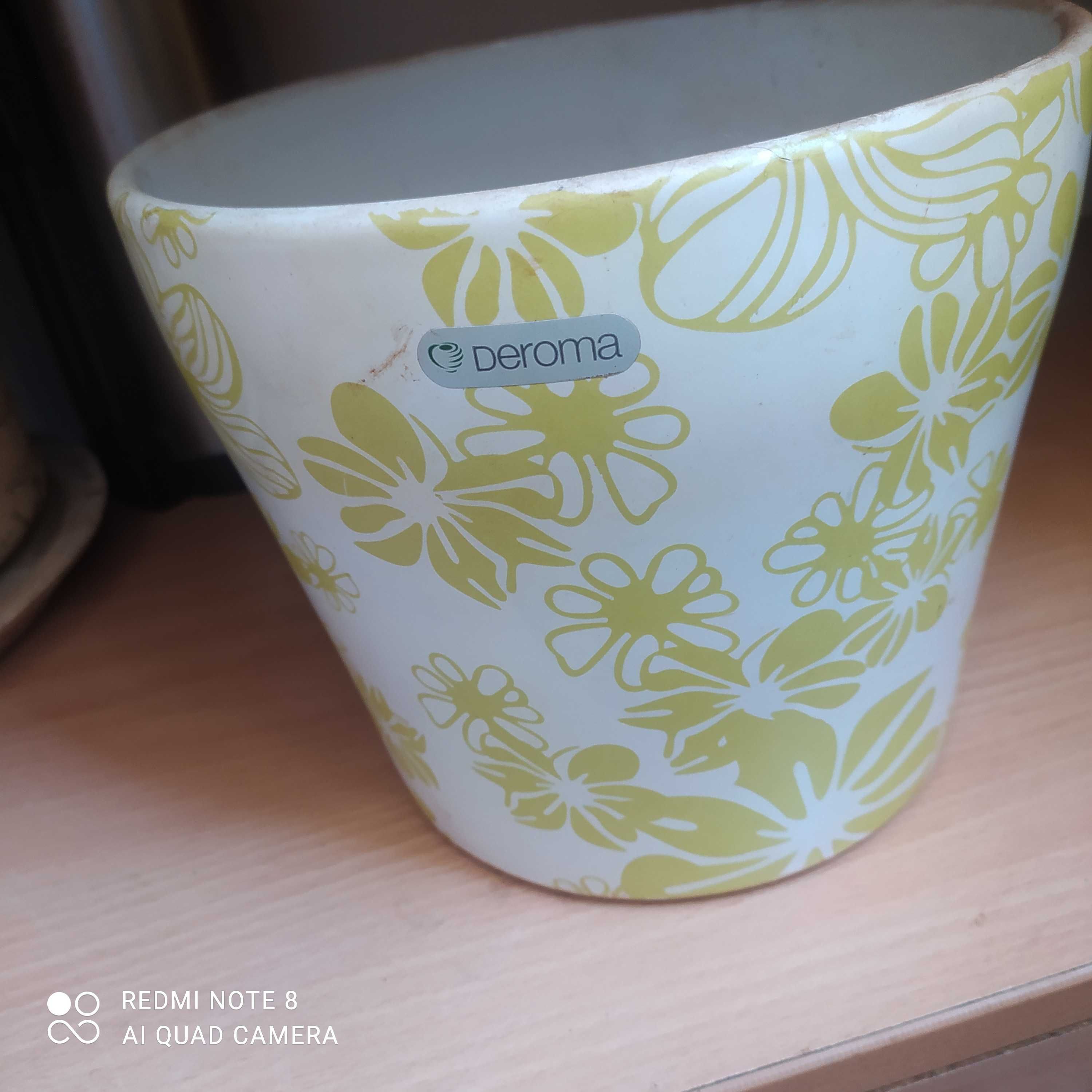 Вазоны для цветов, большие, глина и керамика