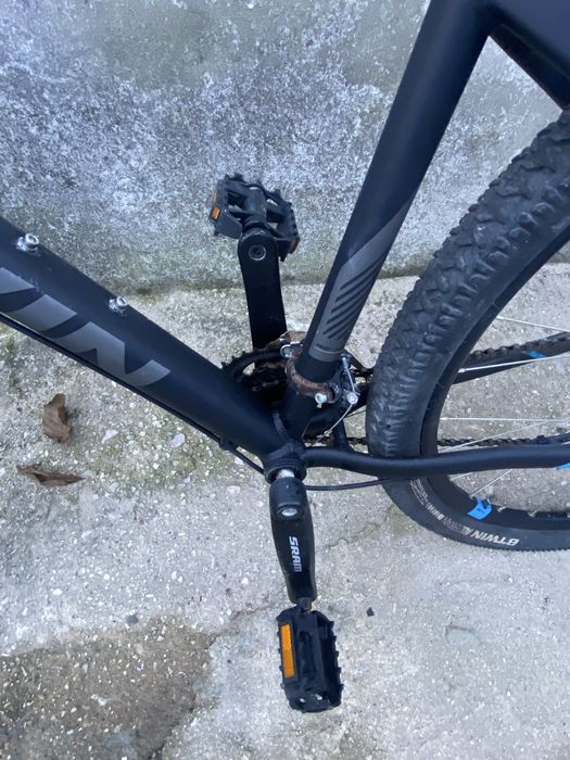 B’TWIN Rockrider bicicleta BTT