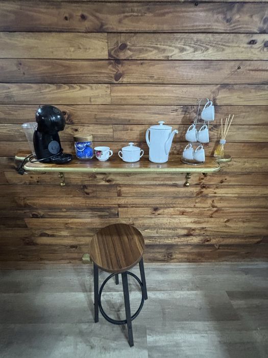 Quarto de Solteiro 2 minutos da estação Merces