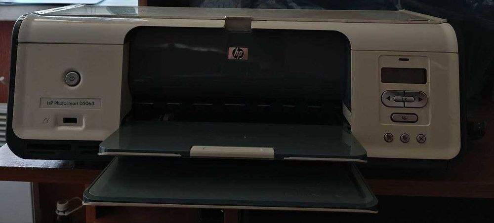 Фотопринтер HP Photosmart D5063 как новый