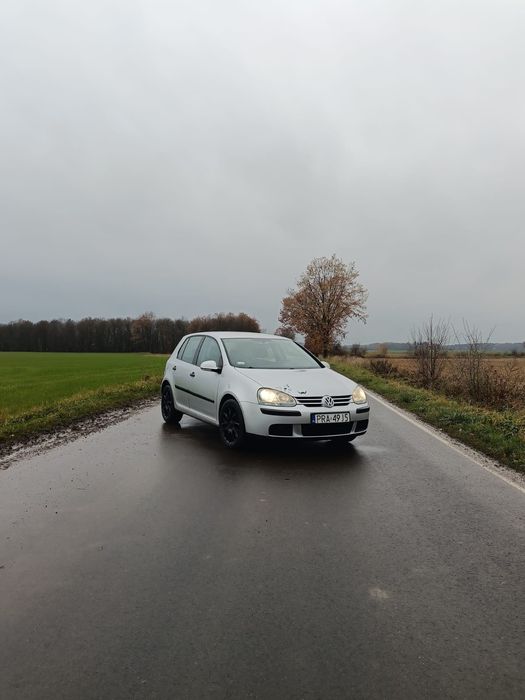 Volkswagen golf 5