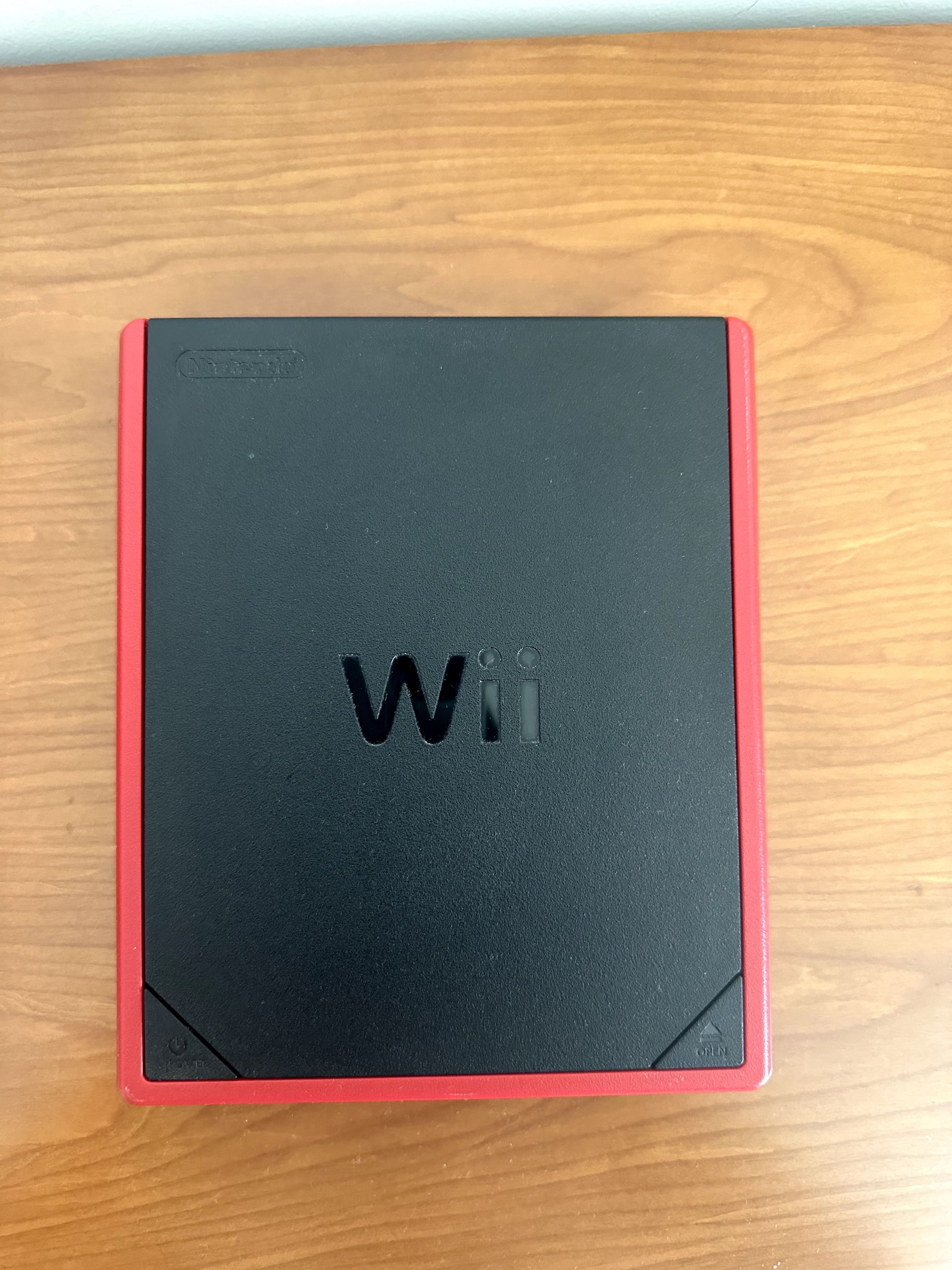 Consola/ Aparelho WII mini (Nintendo) com proteção para o comando