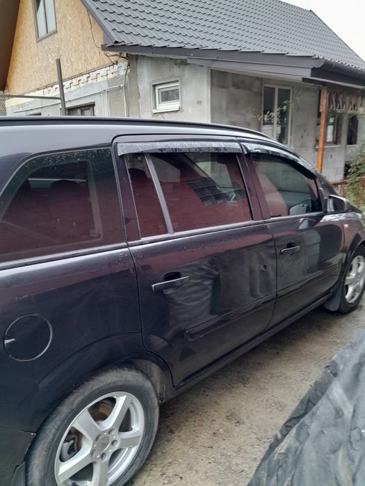 Продам Опель зафіра В 2009 року 1.9сді.клімат контроль.круіз.обслужена