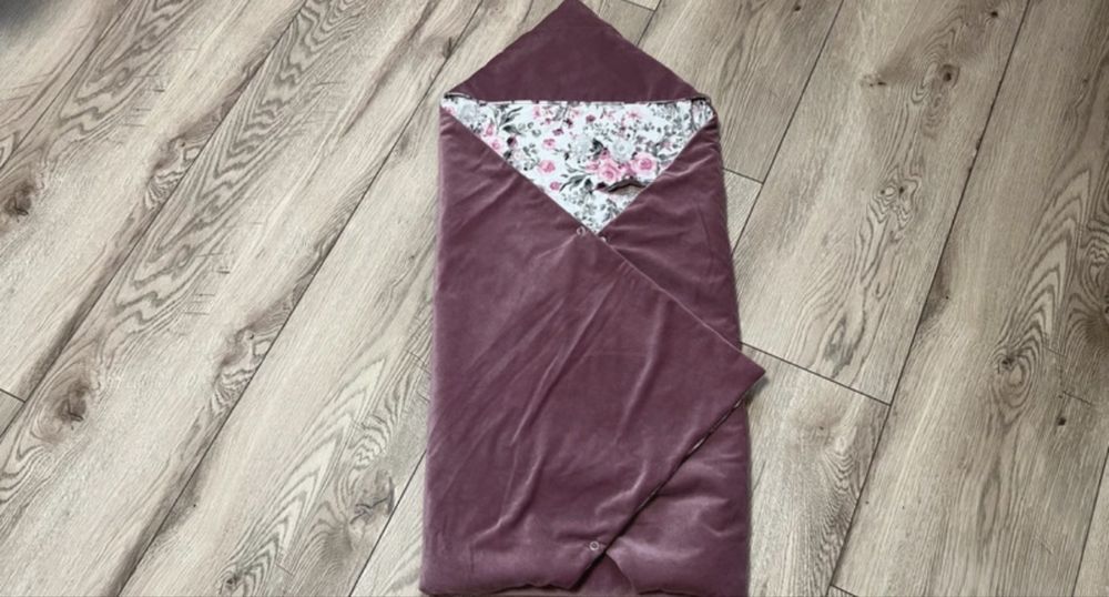 Otulacz do fotelika samochodowego