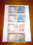 Notas de 100, 50 e 20 escudos
