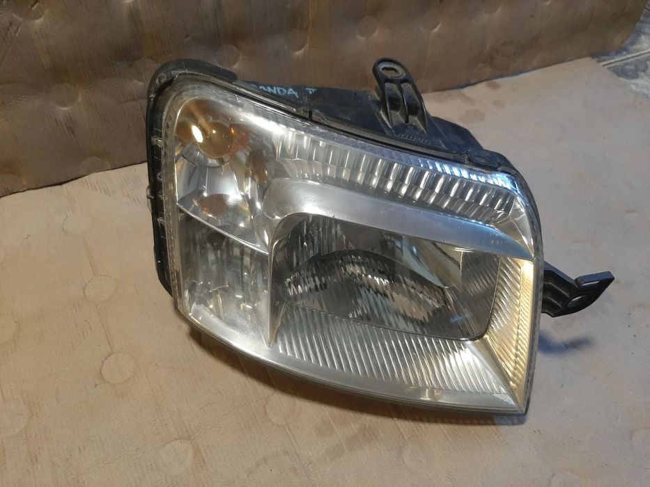 Lampa FIAT PANDA II przód prawa lub lewa  OE