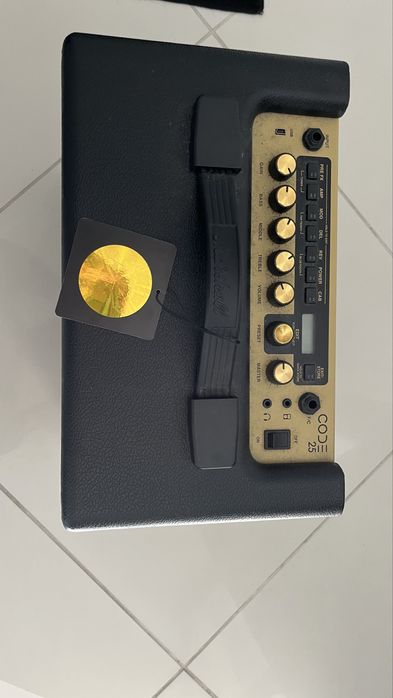 Amplificador Marshll Code 25