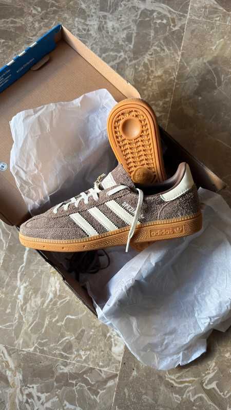 ButyDamskie Adidas Handball_Spezial_brązowy Rozmiar.38