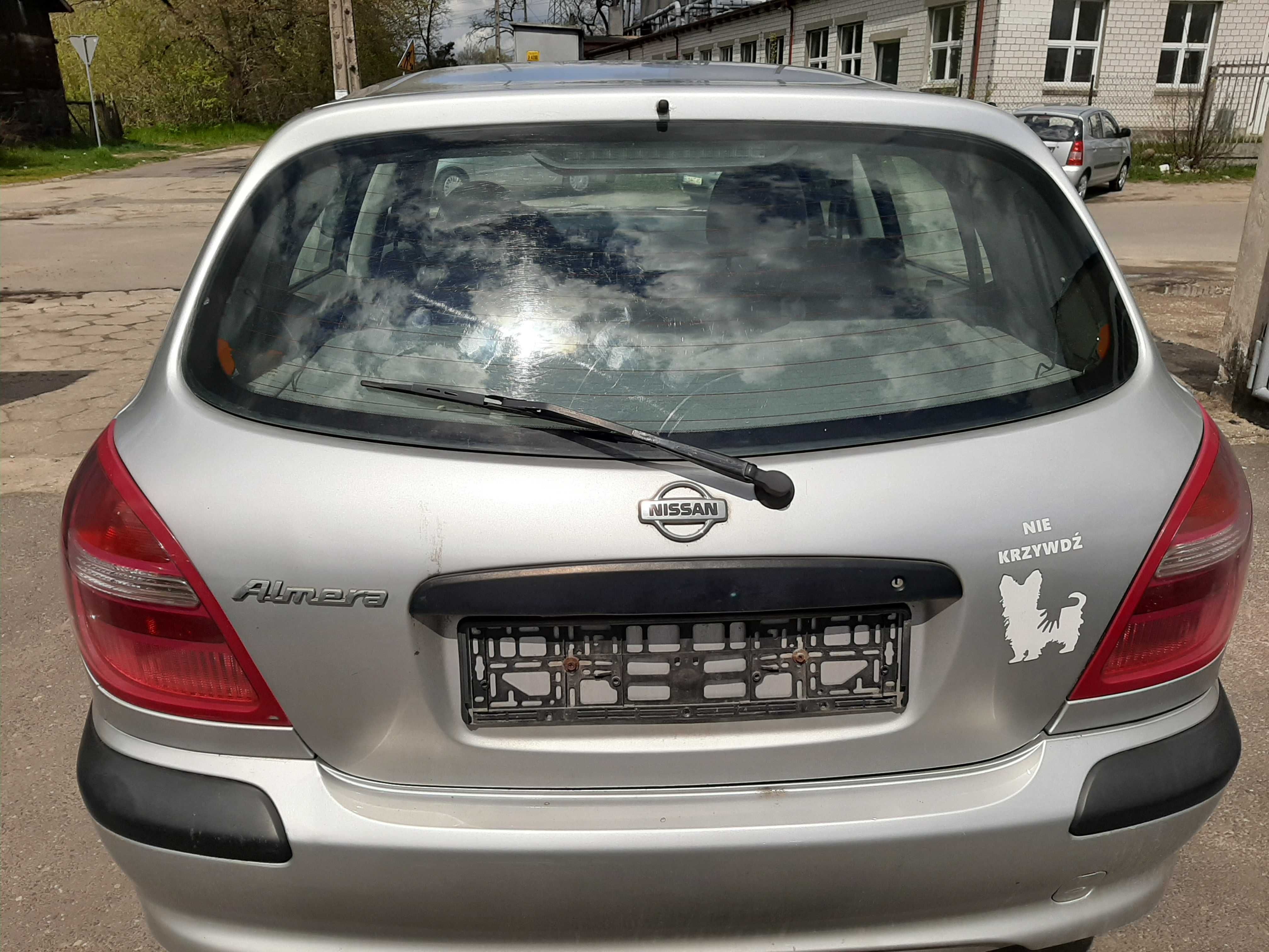 Nissan Almera 1.8 2002r.Zderzak tylny