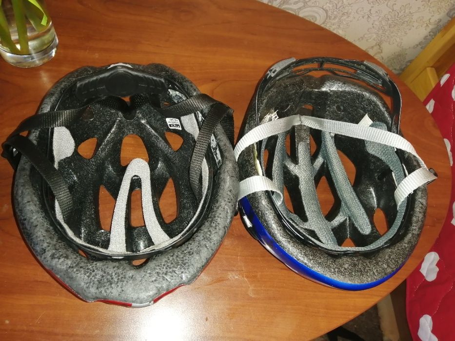 Шлем велосипедный MET