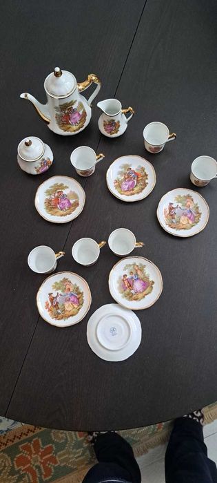 Serviço de Café anos 1968 a 1971 - 9 Peças Vista Alegre 20€