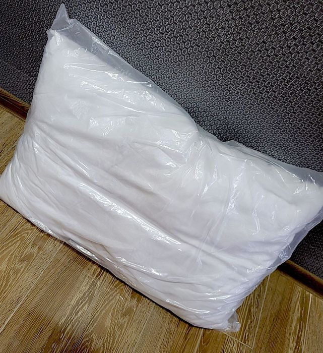 Подушка Гостевая 50 х 70. Новая.